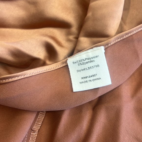 Line & Dot Lisa Midi satin skirt in ginger size large NWT - Picture 6 of 9